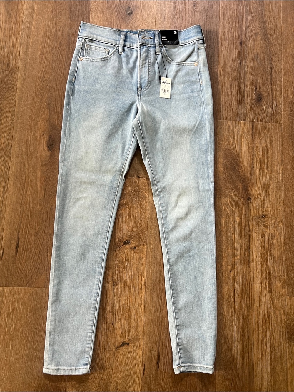 Express Skinny Mid Rise